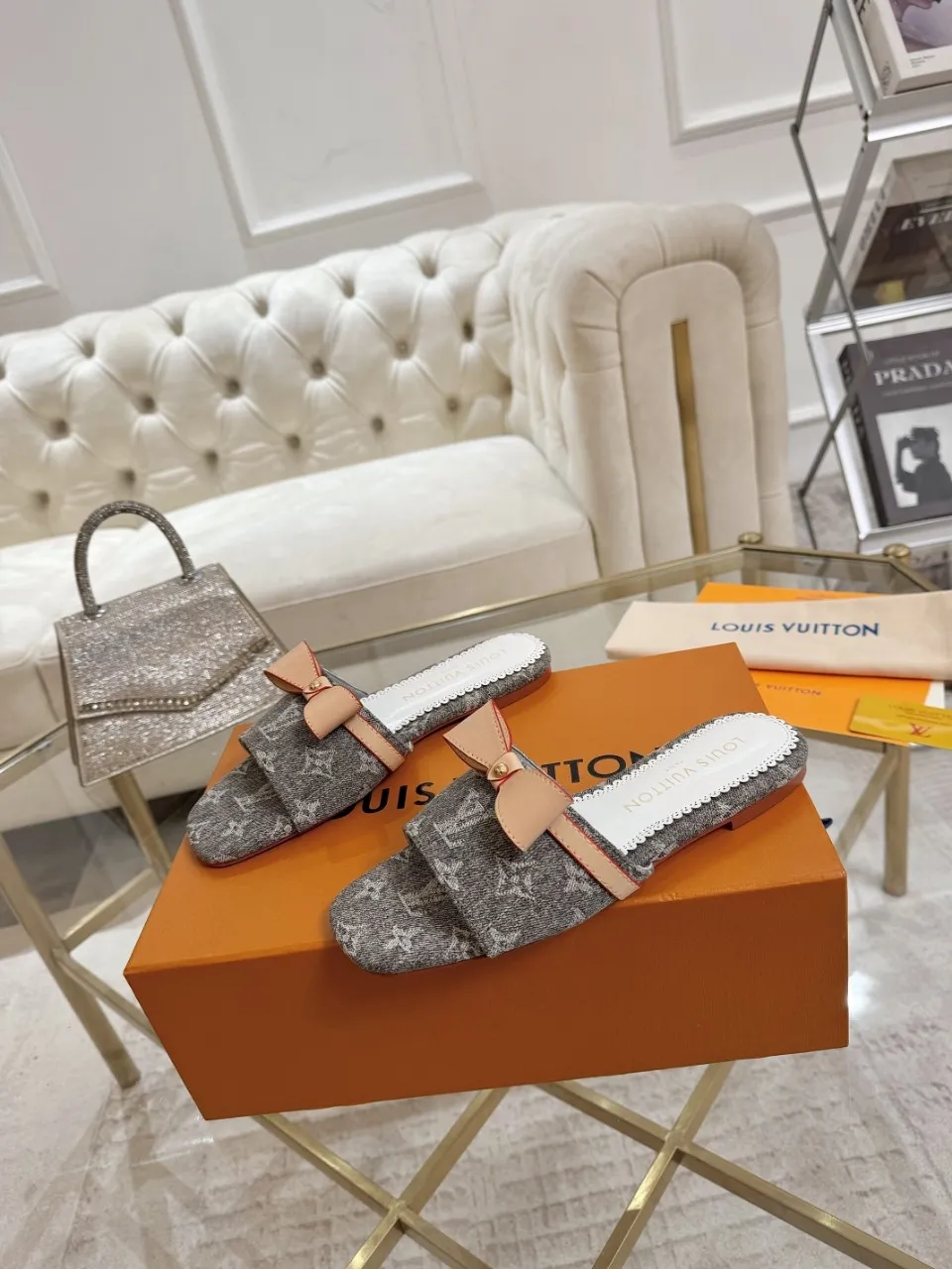 👟👟Ex-factory price 340👟👟 Genuine leather sole +40 Lv denim jacquard slippers, ex-factory price 70-43 Leather sole +40